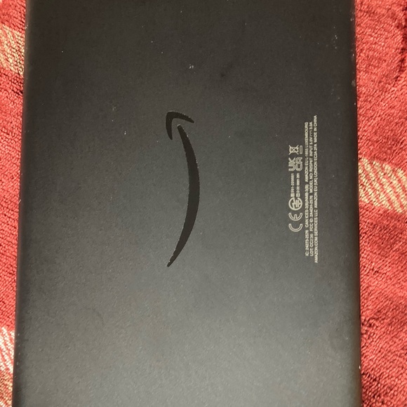 Amazon fire tablet 12th generation model r2sp8t with case - Picture 2 of 6
